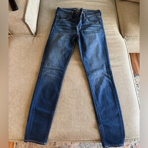 American Eagle women’s jeans size 10 super stretch skinny jeans